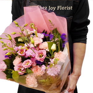 best available seasonal flowers. Good deal for all occasions